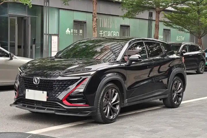 长安 UNI-T 1.5T 豪华型
