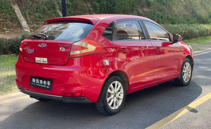 奇瑞 风云2 2015款 1.5L 手动新锐版