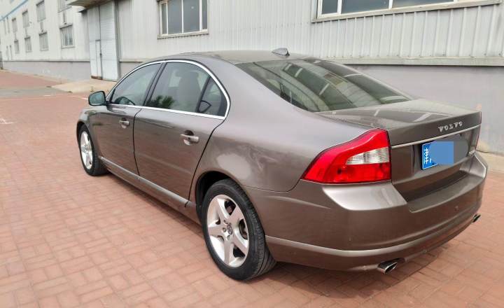沃尔沃 S80L 2009款 2.5T 智尊版