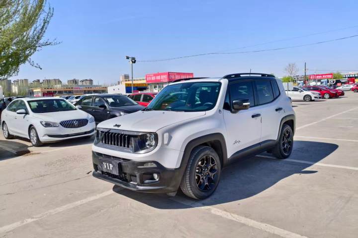 Jeep 自由侠 1.4T 自动劲能版