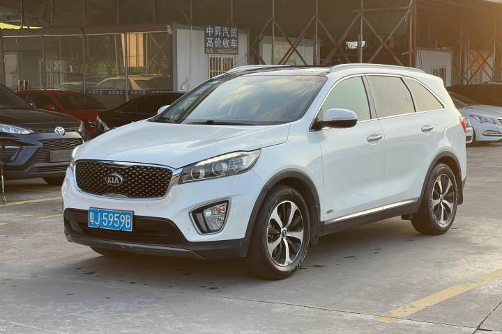 起亚 索兰托 索兰托L 2.4L 汽油4WD精英版 7座 国IV