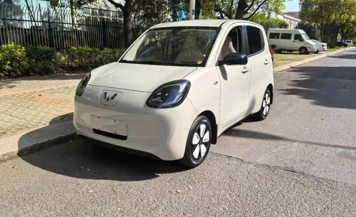五菱汽车 宏光MINIEV 2025款 第四代 四门版 进阶款