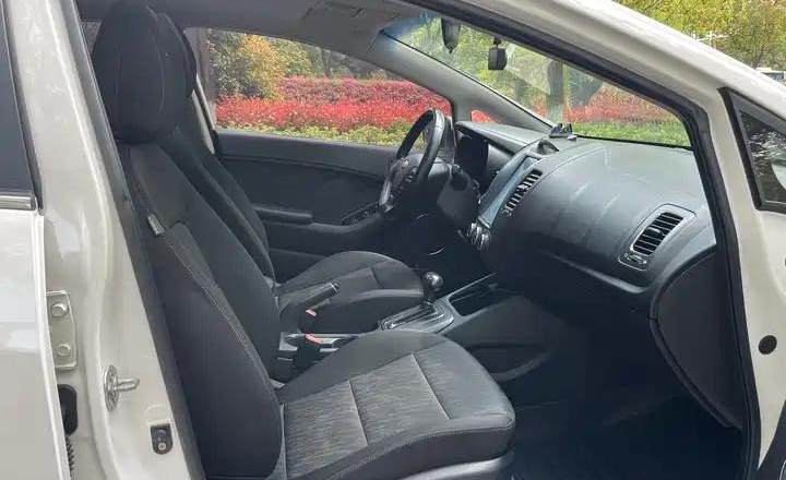 起亚 K3 2013款 1.6L 自动GLS