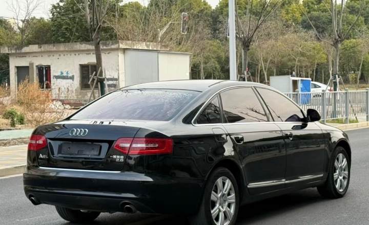 奥迪 A6L 2009款 2.8 FSI 豪华型