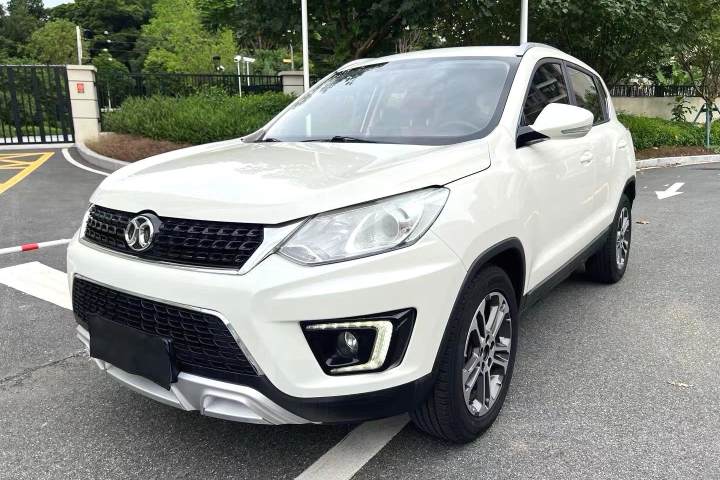 北京汽车 绅宝X35 1.5L 自动精英版
