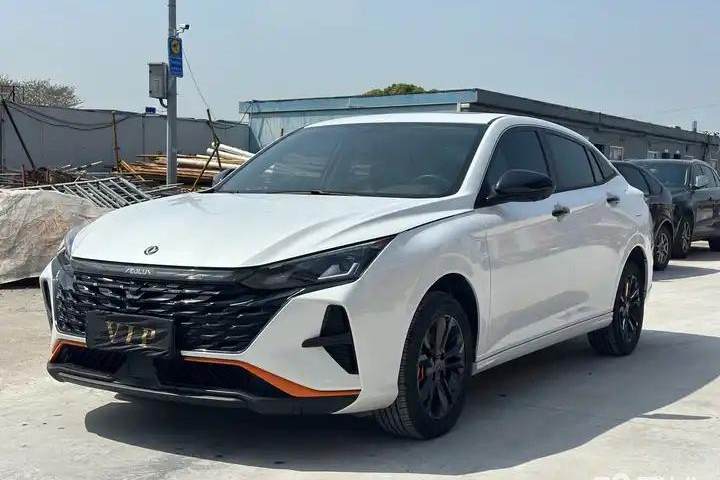 东风风神 奕炫 马赫版 1.5L 自动追风版