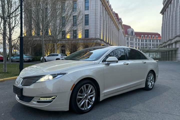 林肯 MKZ 2.0T 尊雅版