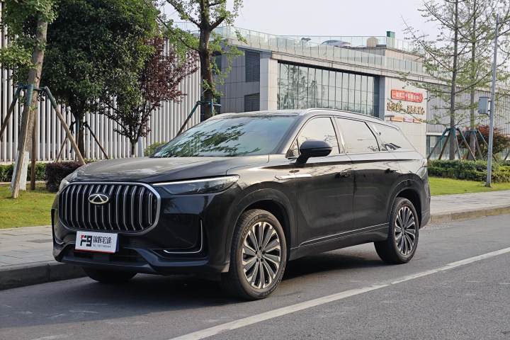 奇瑞 瑞虎9 2.0T 双离合两驱尊贵版 7座
