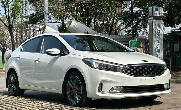 起亚 K3 2016款 1.6L 自动GL