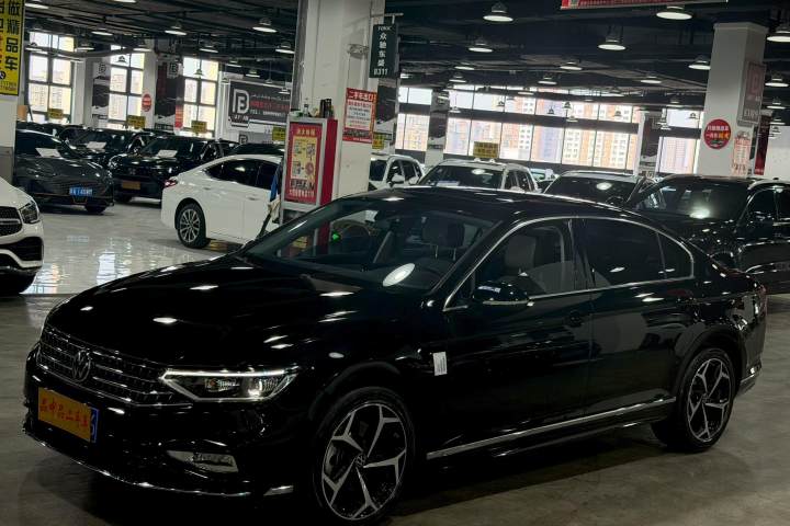 大众 迈腾 众享款 330TSI DSG豪华型