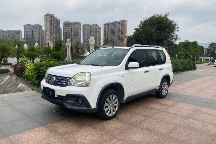 东风风度 MX6 2.0L CVT四驱卓越版