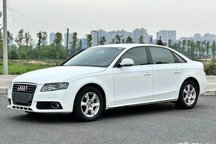 奥迪 A4L 2011款 2.0 TFSI 技术型