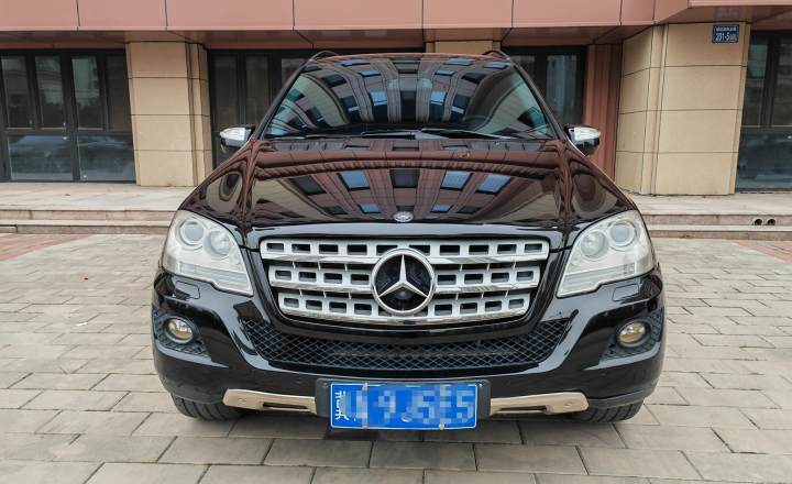 奔驰 M级 2010款 ML 300 4MATIC