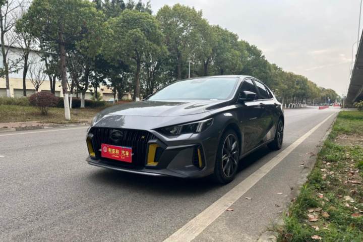 广汽传祺 影豹 270T DCT J15版