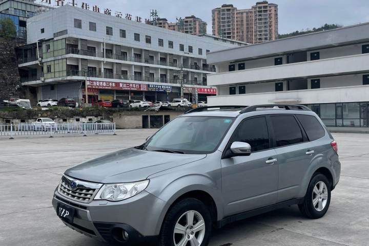 斯巴鲁 森林人 2.0XS 自动豪华版