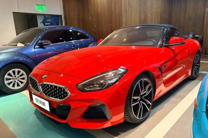 宝马 Z4 sDrive 25i M运动曜夜套装