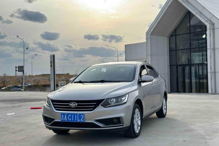 一汽 骏派A50 1.5L 手动舒适型