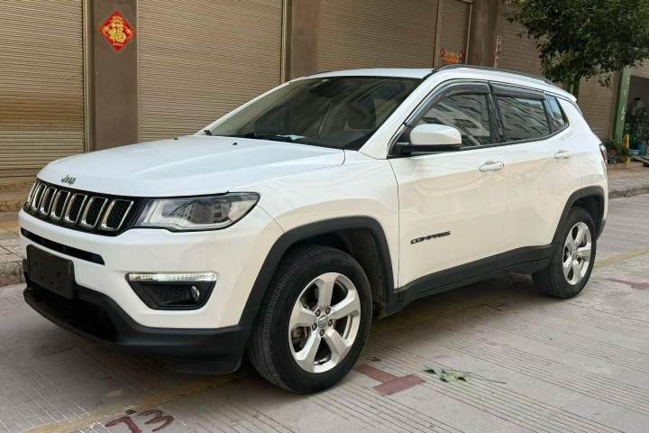 Jeep 指南者 2017款 200T 自动家享版