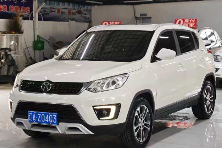 北京汽车 绅宝X35 2016款 1.5L 手动豪华版