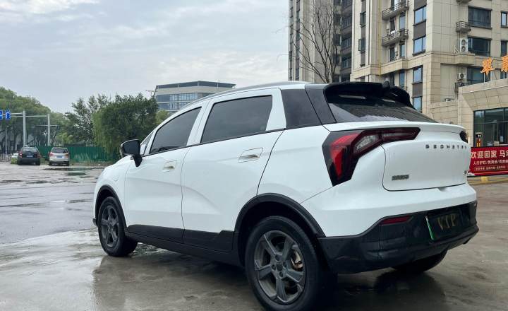 吉利几何 E萤火虫 2022款 320KM 乖巧虎 5座