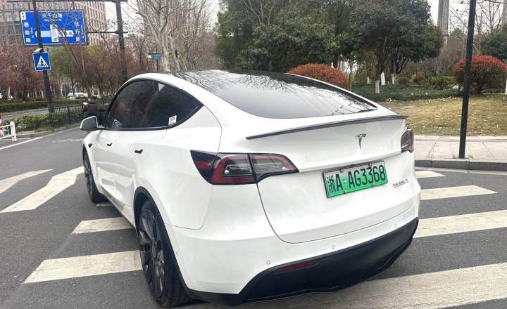 特斯拉 Model Y 2021款 Performance高性能全轮驱动版