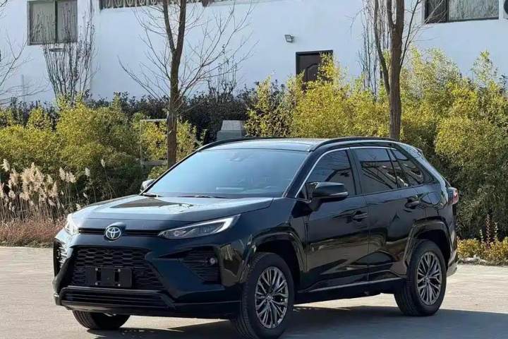 丰田 威兰达 2.0L CVT两驱尊贵版