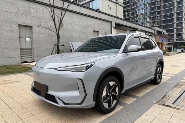 吉利银河 银河E5 530km 远航版