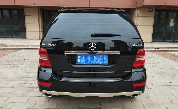 奔驰 M级 2010款 ML 300 4MATIC