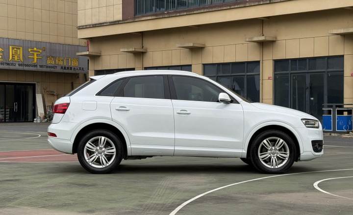 奥迪 Q3 2013款 35 TFSI quattro 技术型