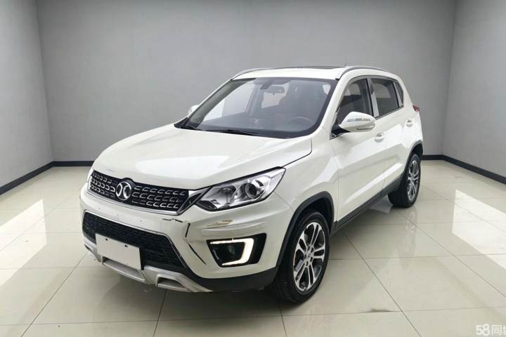 北京汽车 绅宝X35 1.5L 自动尊贵版
