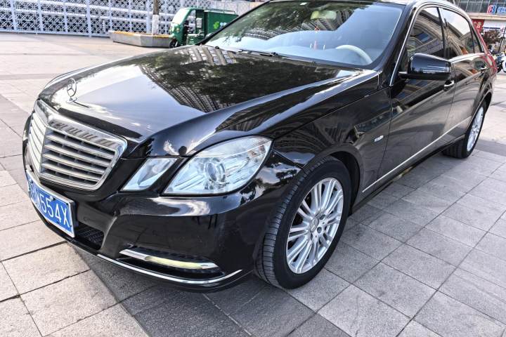 奔驰 E级 E 200 L CGI优雅型