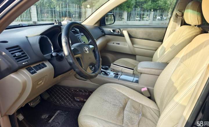 丰田 汉兰达 2013款 2.7L 两驱5座紫金版