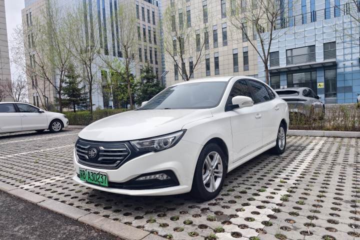 奔腾 B30EV EV400