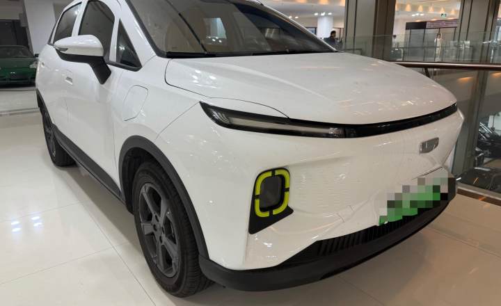 吉利几何 E萤火虫 2022款 320KM 乖巧虎 4座
