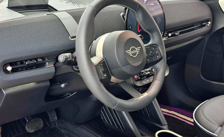 MINI 电动 ACEMAN 2024款 SE 艺术家