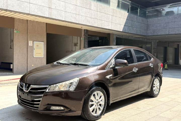 纳智捷 纳5 荣耀导航版 1.8T 自动豪华型