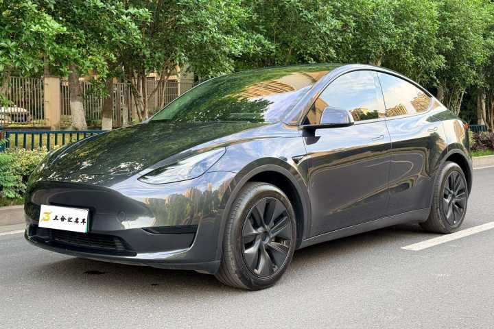特斯拉 Model Y 后轮驱动版