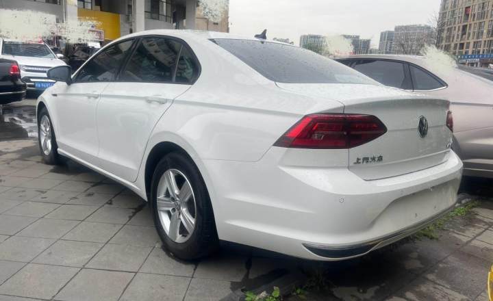 大众 凌渡 2021款 230TSI DSG风尚版
