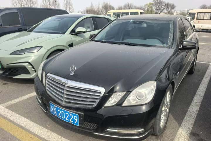奔驰 E级 E 200 L CGI优雅型