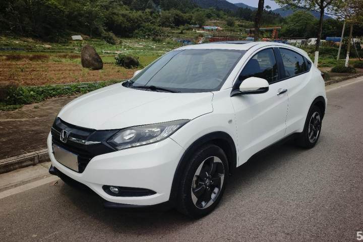 本田 缤智 1.8L CVT四驱旗舰型