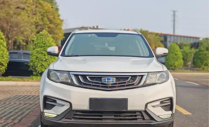 吉利汽车 博越 2018款 1.8TD 自动两驱智联型4G互联版