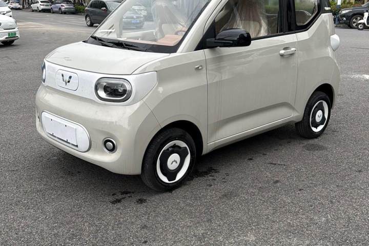 五菱汽车 宏光MINIEV 第三代 215km 青春版