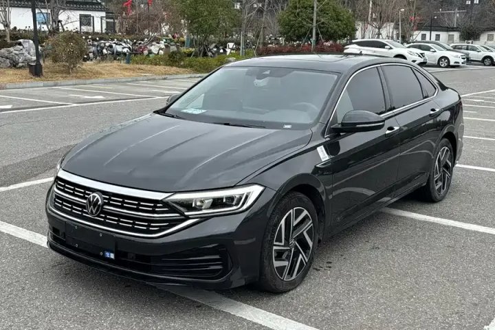 大众 速腾 2023款 200TSI DSG飞越版