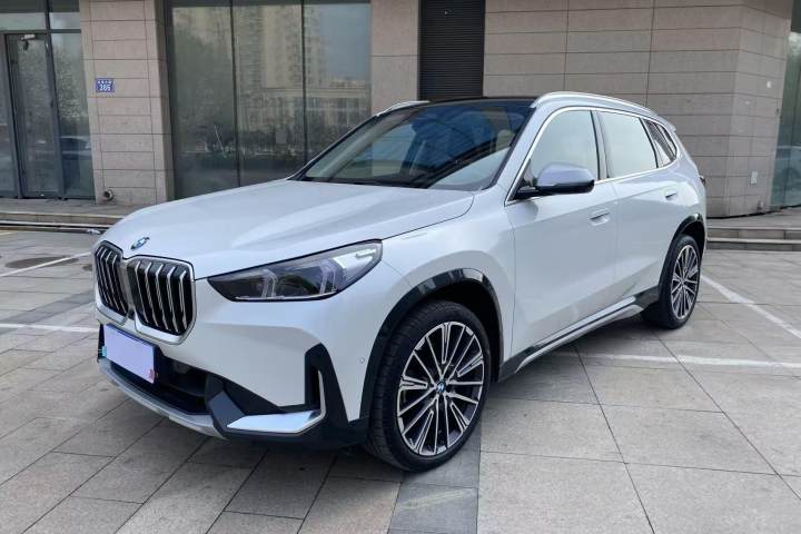 宝马 X1 xDrive25Li X设计套装