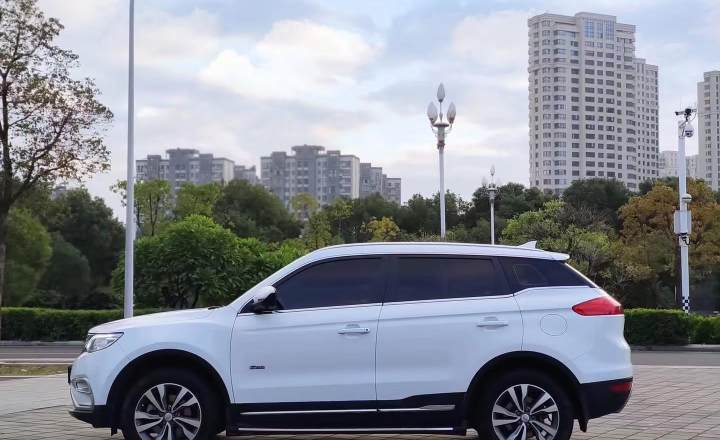 吉利汽车 博越 2016款 1.8TD 自动智联型
