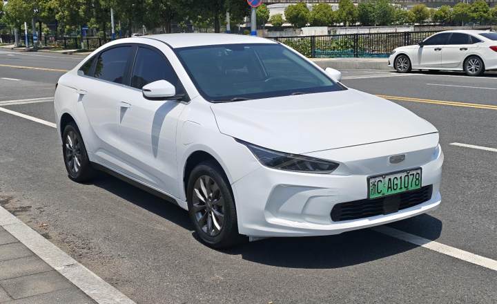 吉利几何 A 2022款 Pro 430KM 公务版