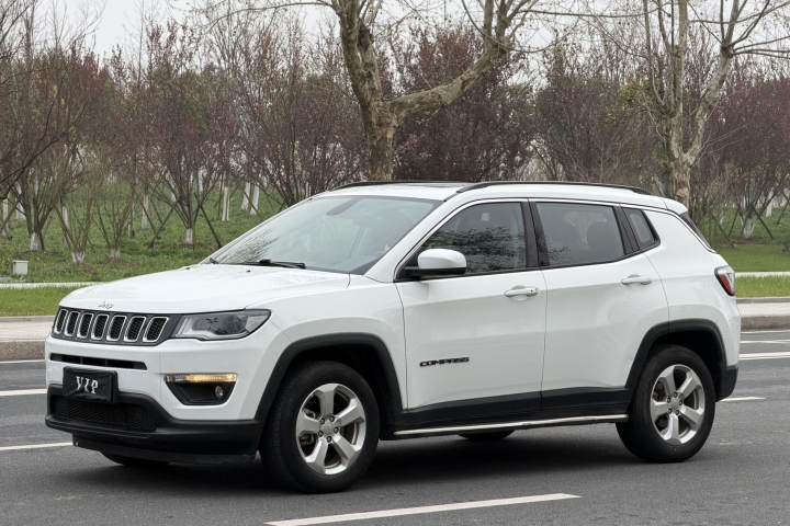 Jeep 指南者 200T 自动家享版
