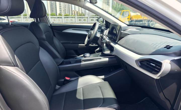 吉利几何 A 2022款 Pro 430KM 公务版