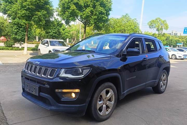 Jeep 指南者 200T 自动家享版