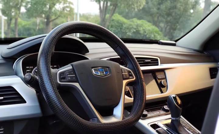 吉利汽车 博越 2016款 1.8TD 自动智联型